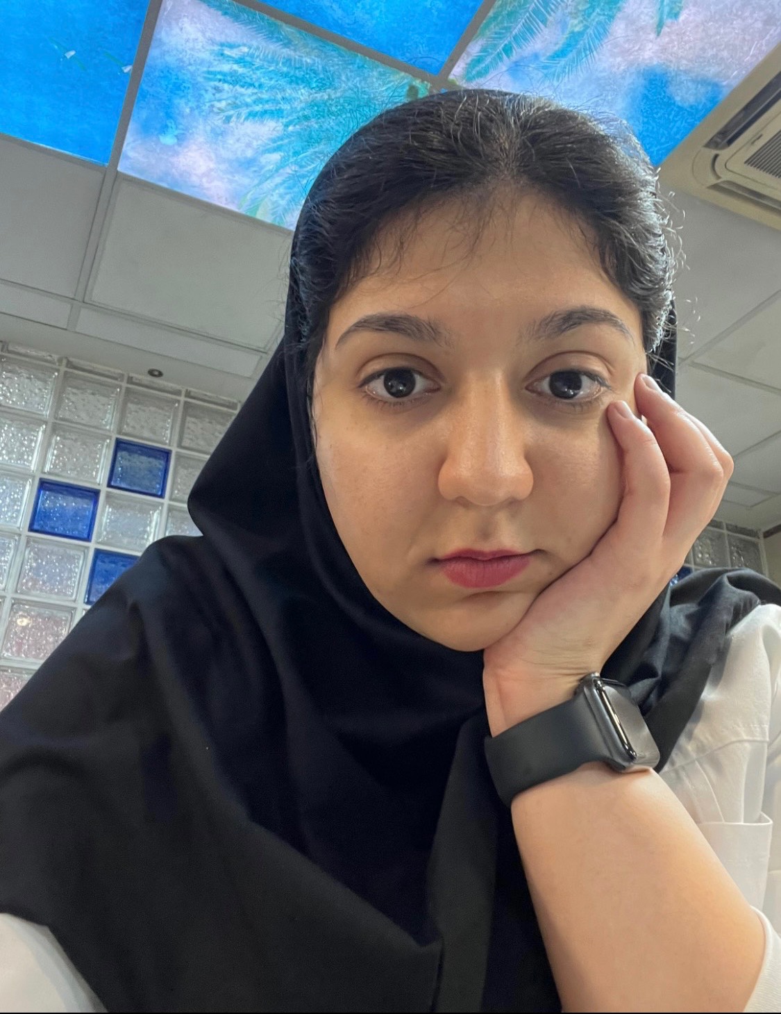 دکتر سارا — پزشک عمومی